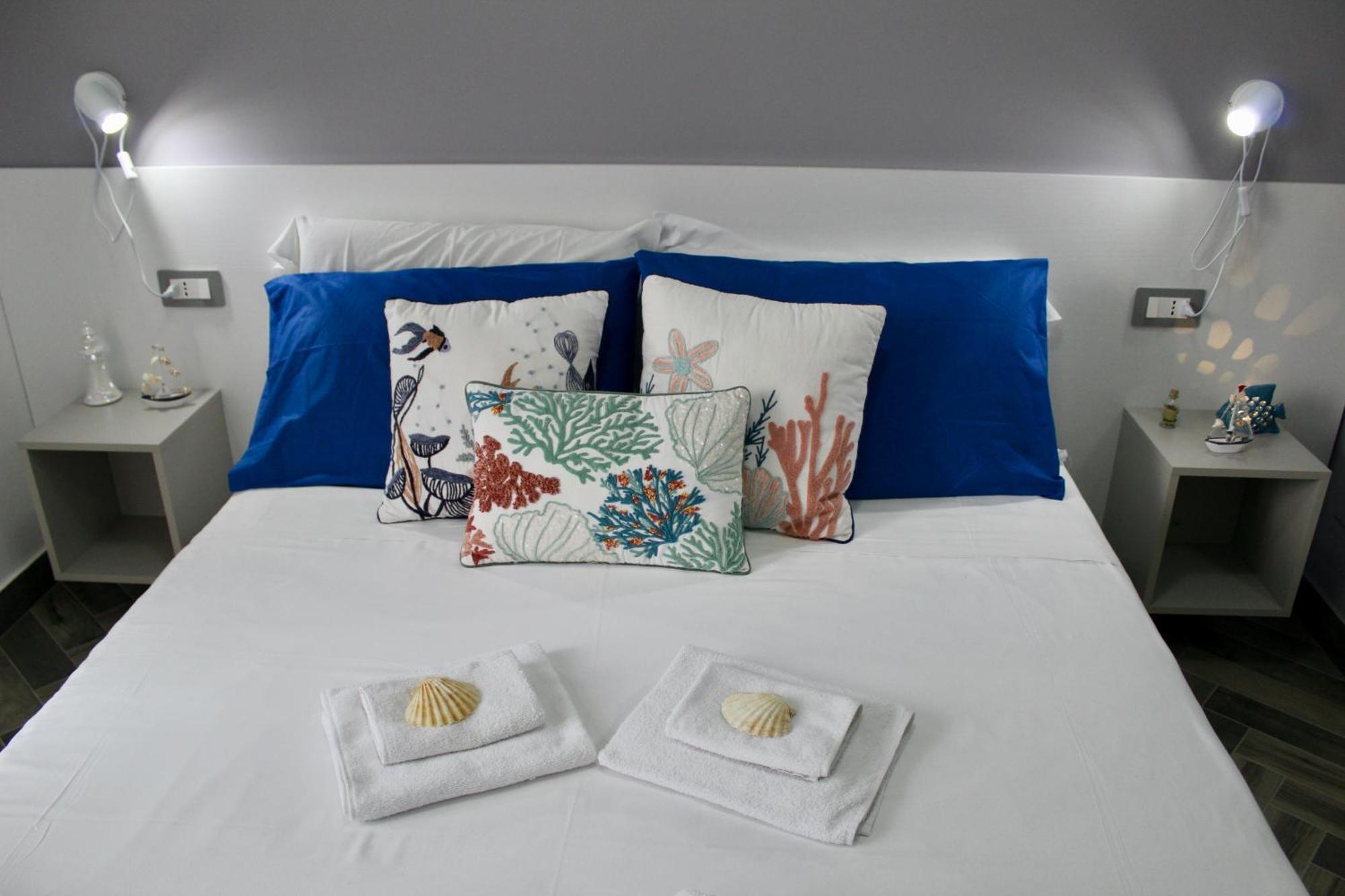 Leonardo Suites Scilla Exterior photo